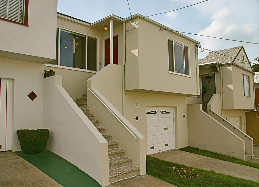 2041 Revere